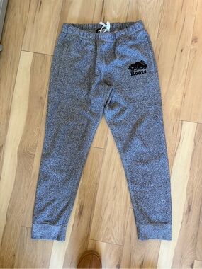 Roots , men’s Grey Heather Sweatpants with Logo